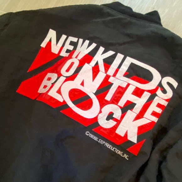 Vintage NKOTB Hangin’ Tough Tour Jacket - Picture 3 of 9